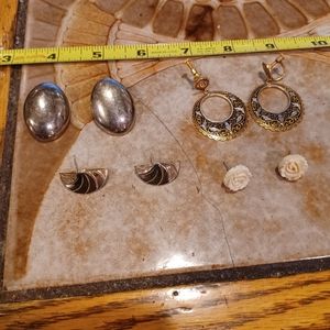 4 vintage pair of assorted earrings one screw clip on